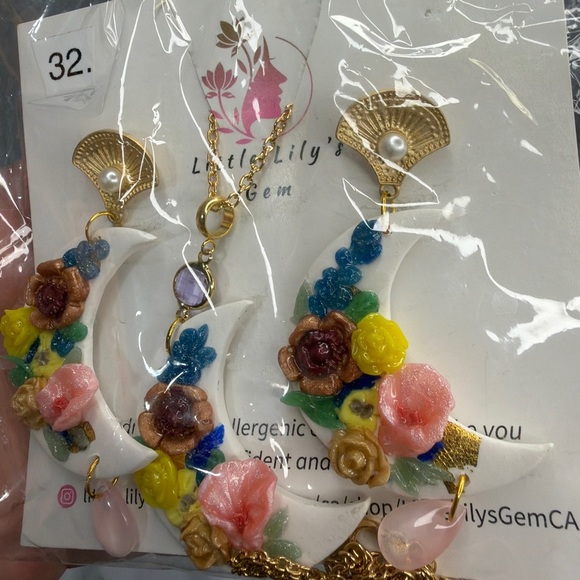 Colorful Floral Moon Earrings - Picture 8 of 8